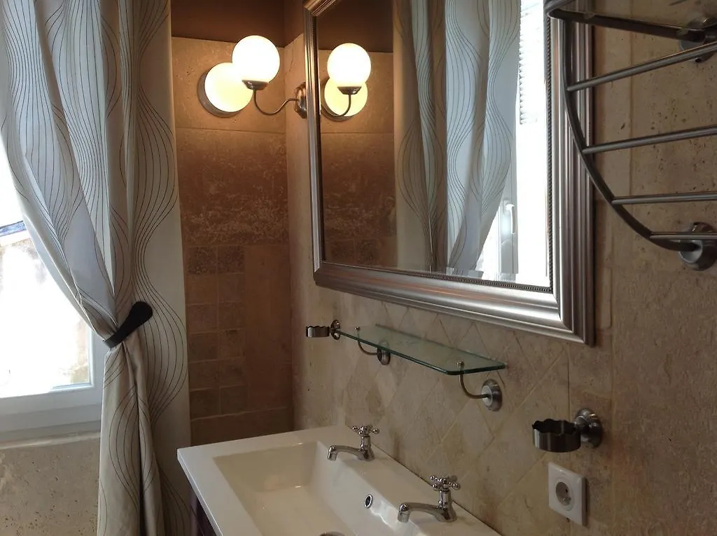 A L'Ombre Du Cedre Guest House Hyeres