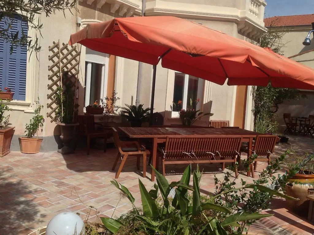 A L'Ombre Du Cedre Guest House Hyeres France
