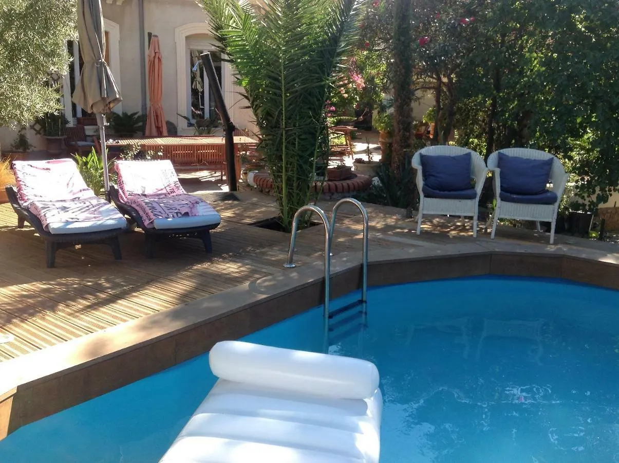 A L'Ombre Du Cedre Guest House Hyeres